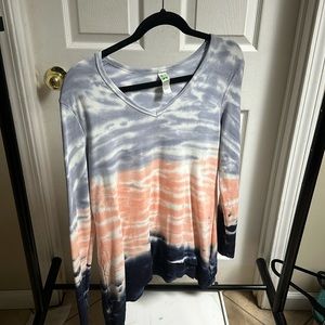 Light long sleeve shirt